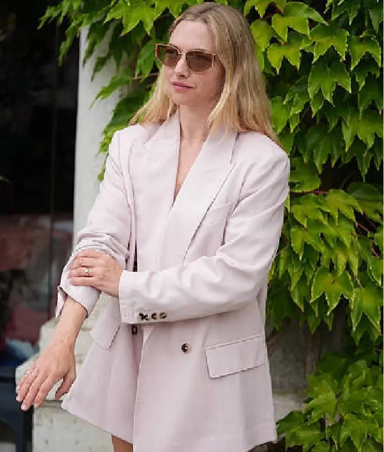 Amanda Seyfried 82nd Venice International Film Festival Pink Blazer
