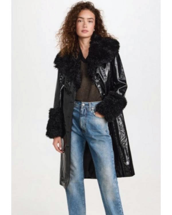 Daddy Issues S02 Aimee Lou Wood Fur Trim Leather Coat
