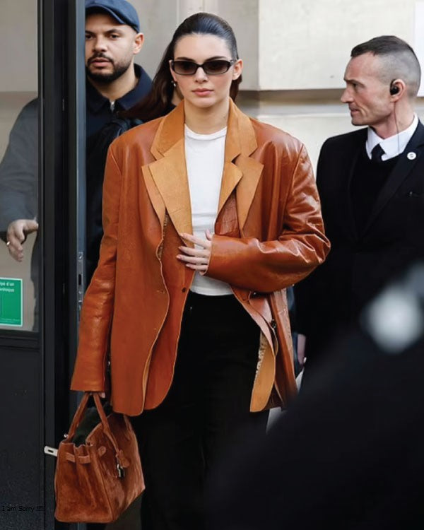 Kendall Jenner Double brown Leather Blazer