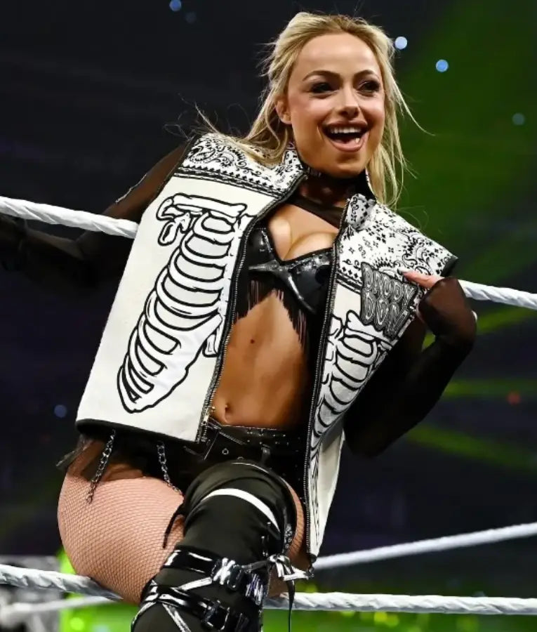 Liv Morgan Daddy dom Vest