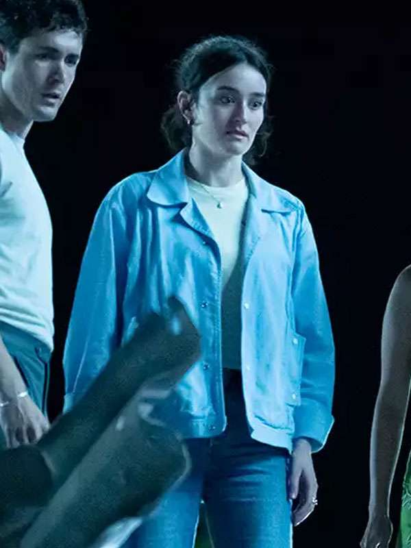 SarahPidgeonIKnowWhatYouDidLastSummerBlueJacket