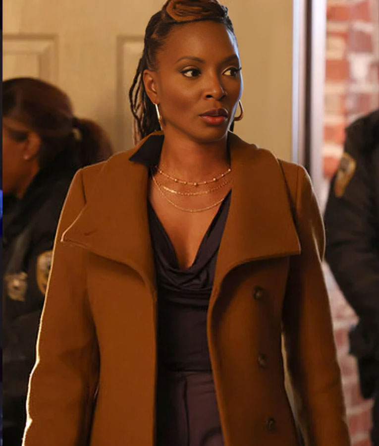 Found S2 Gabi Mosely Brown Coat