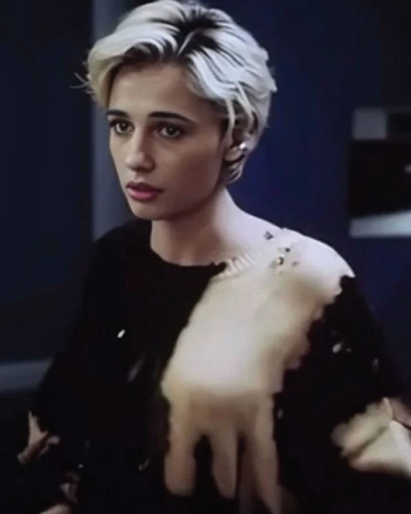 Smile 2 Naomi Scott Sweater