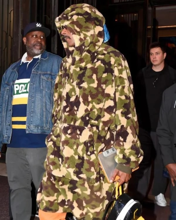 Snoop Dogg Camouflage Blanket Hoodie