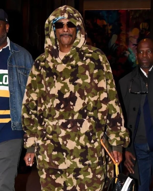 Snoop Dogg Camouflage Blanket Hoodie