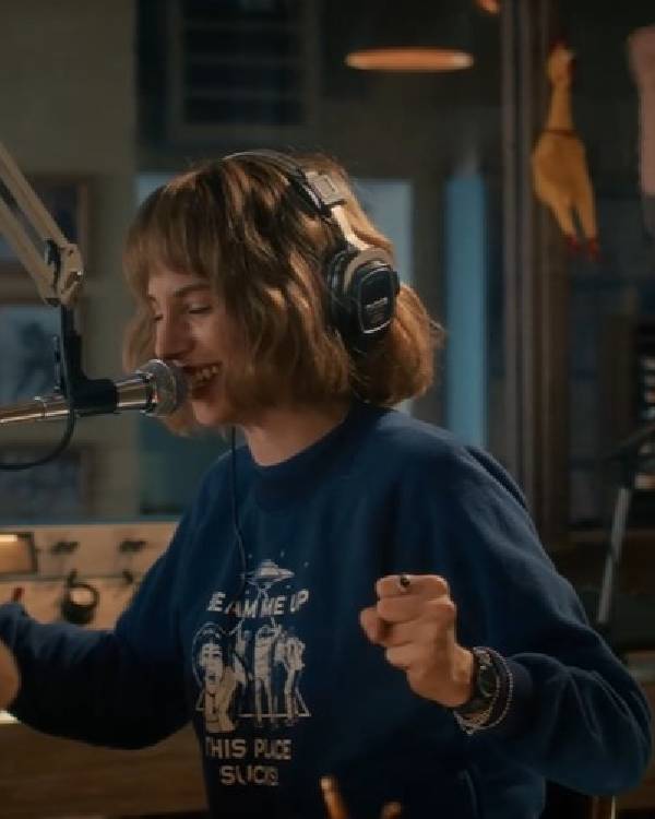 Stranger Things S05 Maya Hawke Navy Graphic Sweater