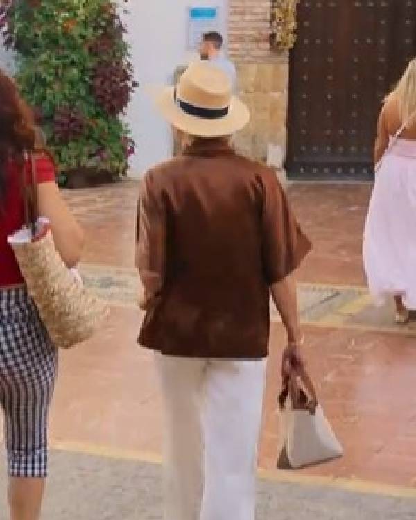 The Girlfriend Robin Wright Brown Floral Shirt