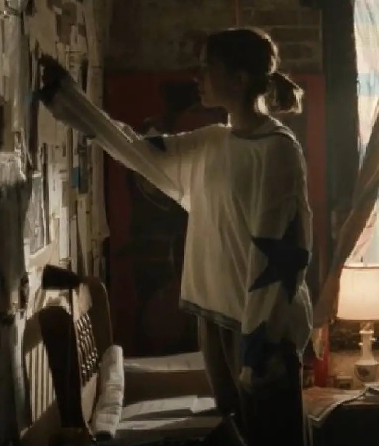 The Lowdown Ryan Kiera Armstrong Star Top