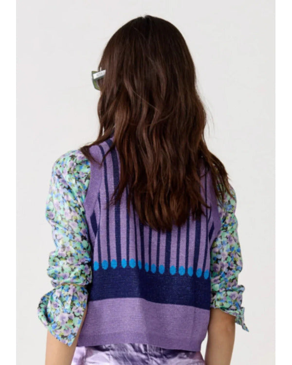 And Just Like That S03 Cathy Ang Floral Knit Top